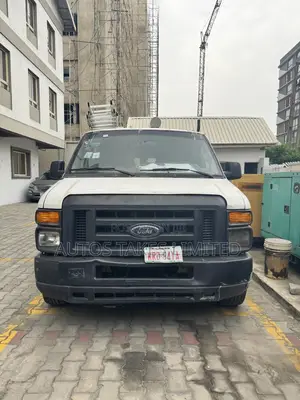 Ford Excursion 2010 White