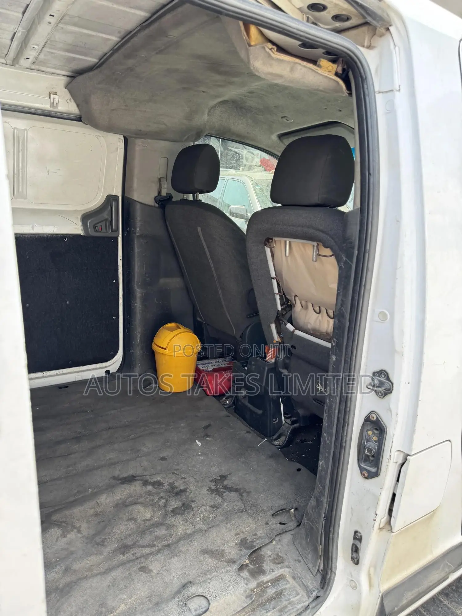 Nissan NV200 2015 White