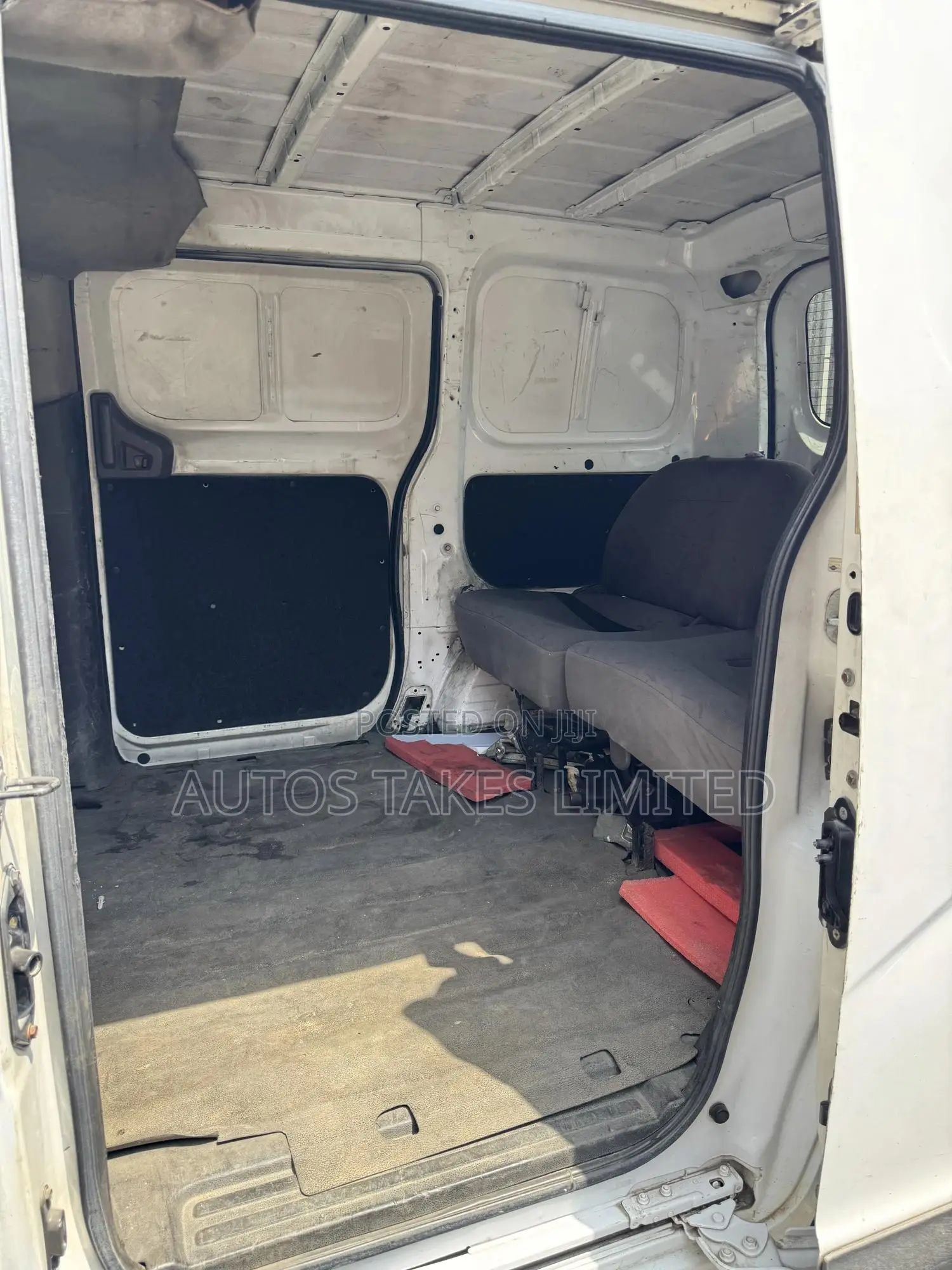 Nissan NV200 2015 White
