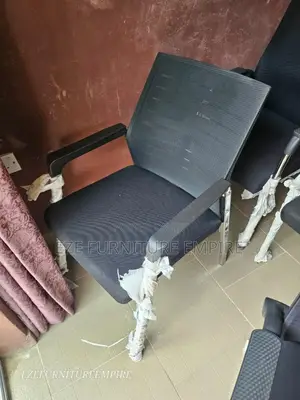 Mesh Visitors Chair