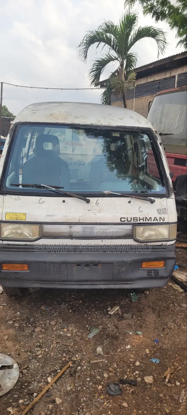 Mitsubishi Delica 2002 White