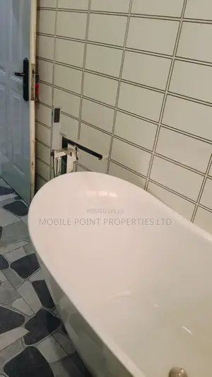 Furnished 4bdrm Apartment in Utako for rent