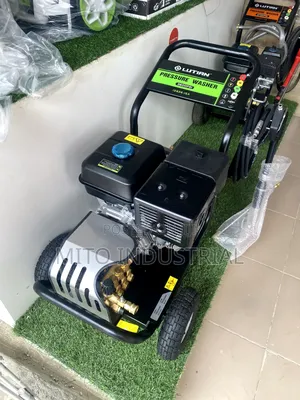 Lutian 15g36-15a 3600psi Gasoline-Powered Pressure Washer.