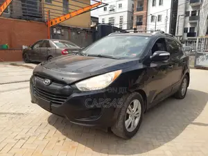 Hyundai Tucson 2012 Black