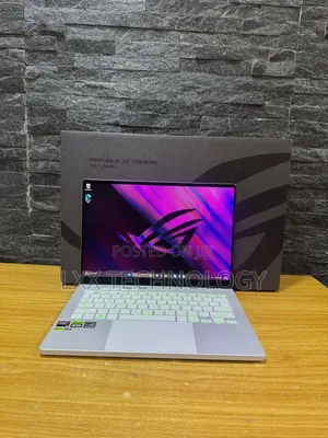 Laptop Asus ROG Zephyrus G14 16GB AMD Ryzen 9 SSD 1T