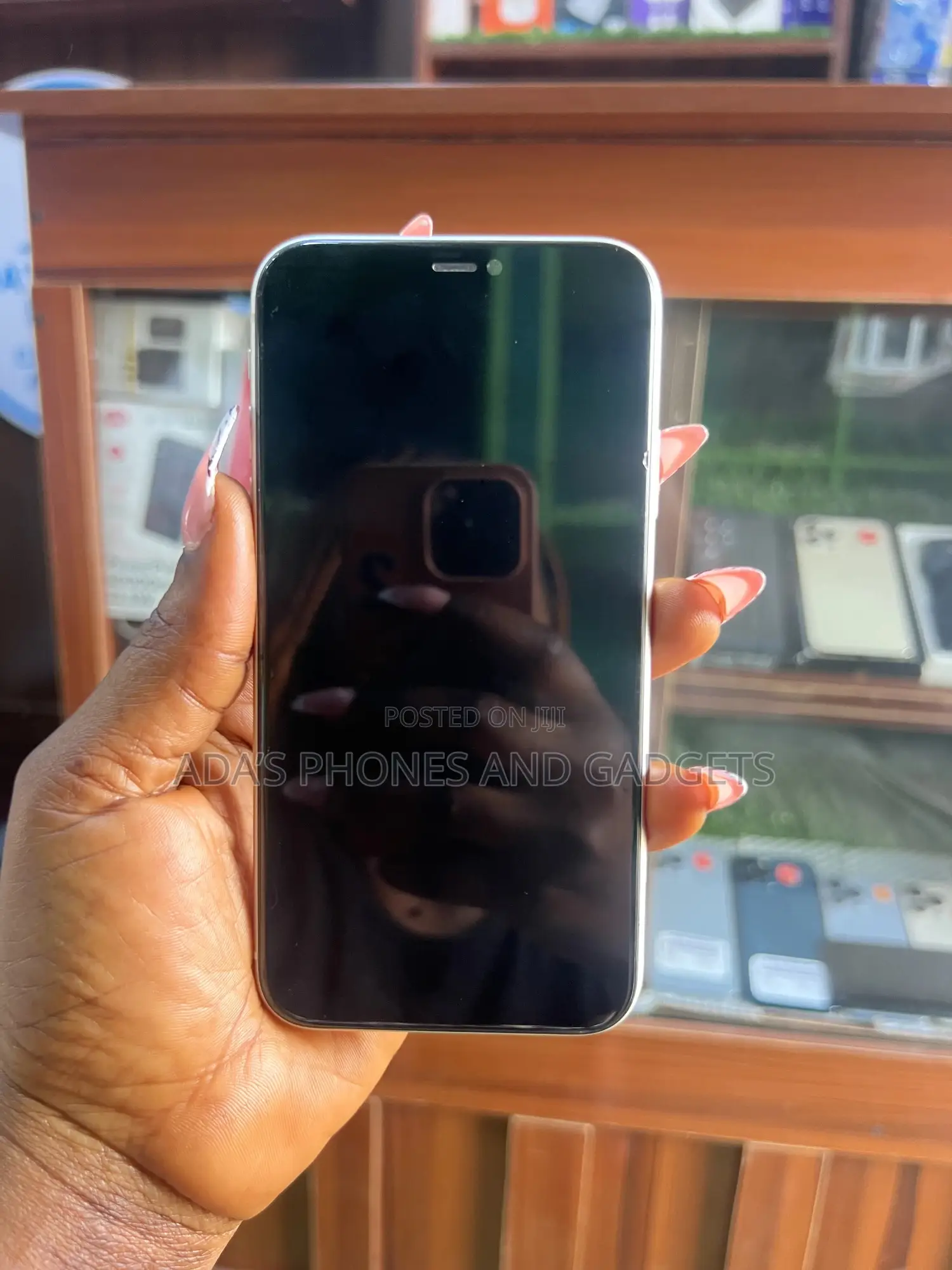 Apple iPhone 11 64 GB White