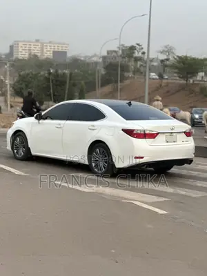 Lexus ES 2014 White