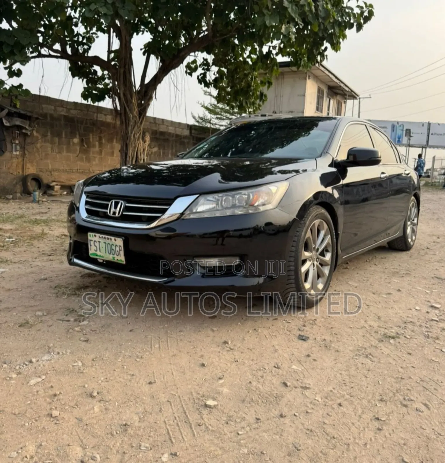 2014 Honda Accord EX-L 4dr Sedan w/Navigation (2.4L 4cyl CVT)
