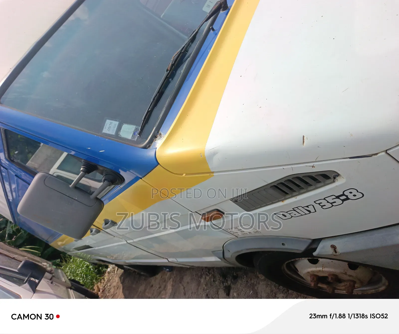 Iveco Daily 2000 Blue