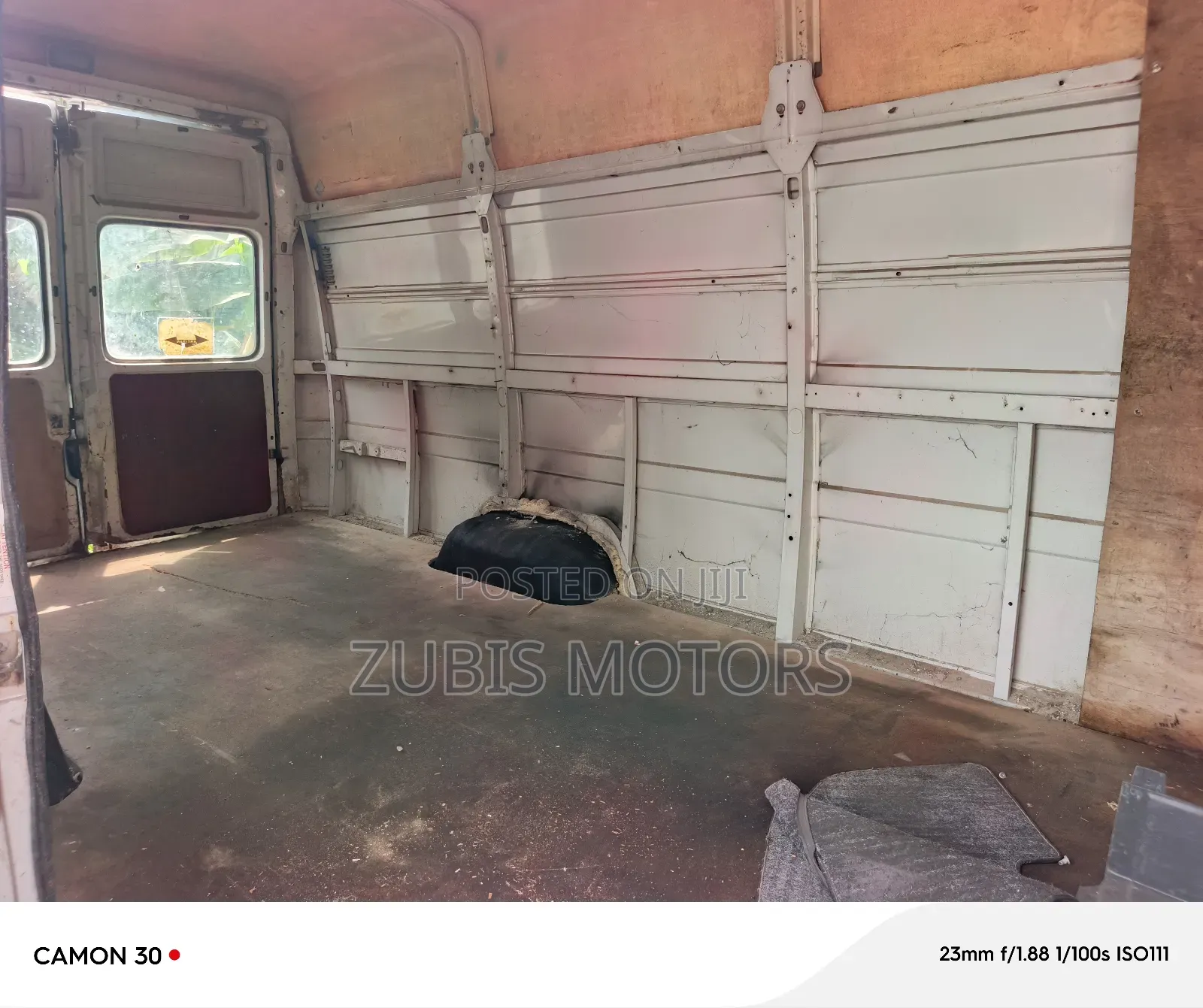 Iveco Daily 2000 Blue