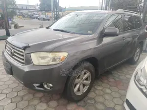Toyota Highlander 2010 Gray