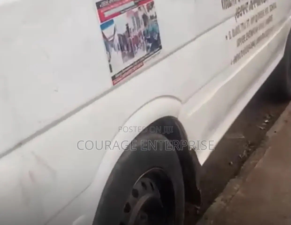 Toyota HiAce 2007 White