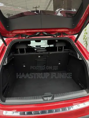 Mercedes-Benz GLA 250 2016 Red