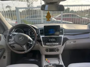Mercedes-Benz M Class ML350 4MATIC 4dr SUV AWD (3.5L 6cyl 7A) 2015