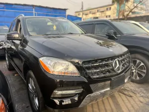 Mercedes-Benz M Class ML350 4MATIC 4dr SUV AWD (3.5L 6cyl 7A) 2015