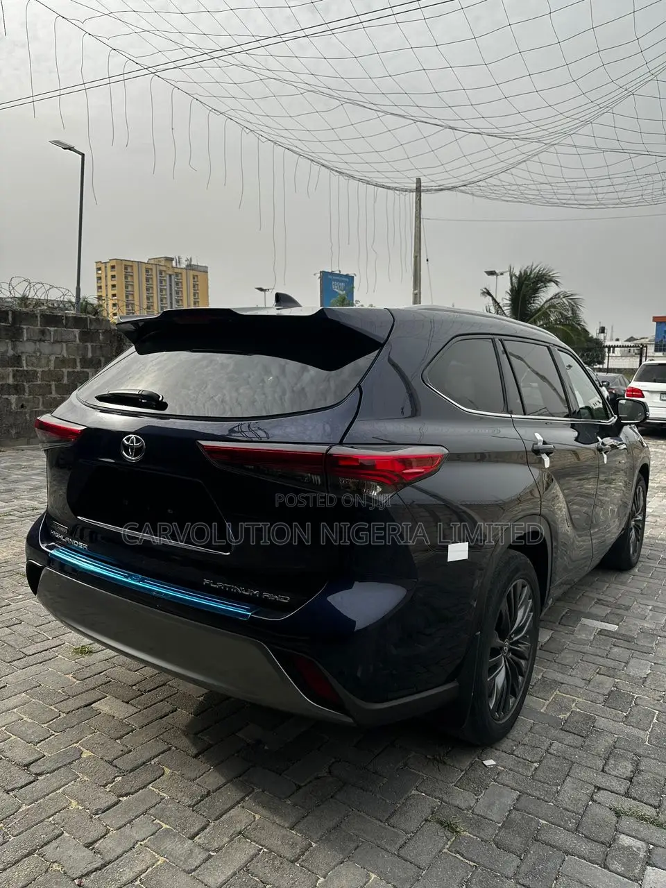 Toyota Highlander 2021 Blue