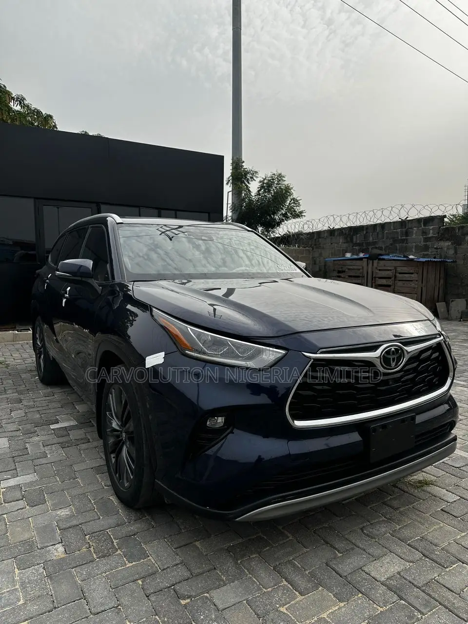 Toyota Highlander 2021 Blue