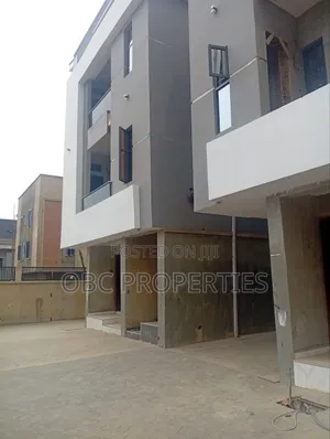 Furnished 2bdrm Block of Flats in New Garage / Gbagada for sale