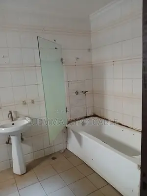 5bdrm Duplex in Lekki Phase 1 for rent