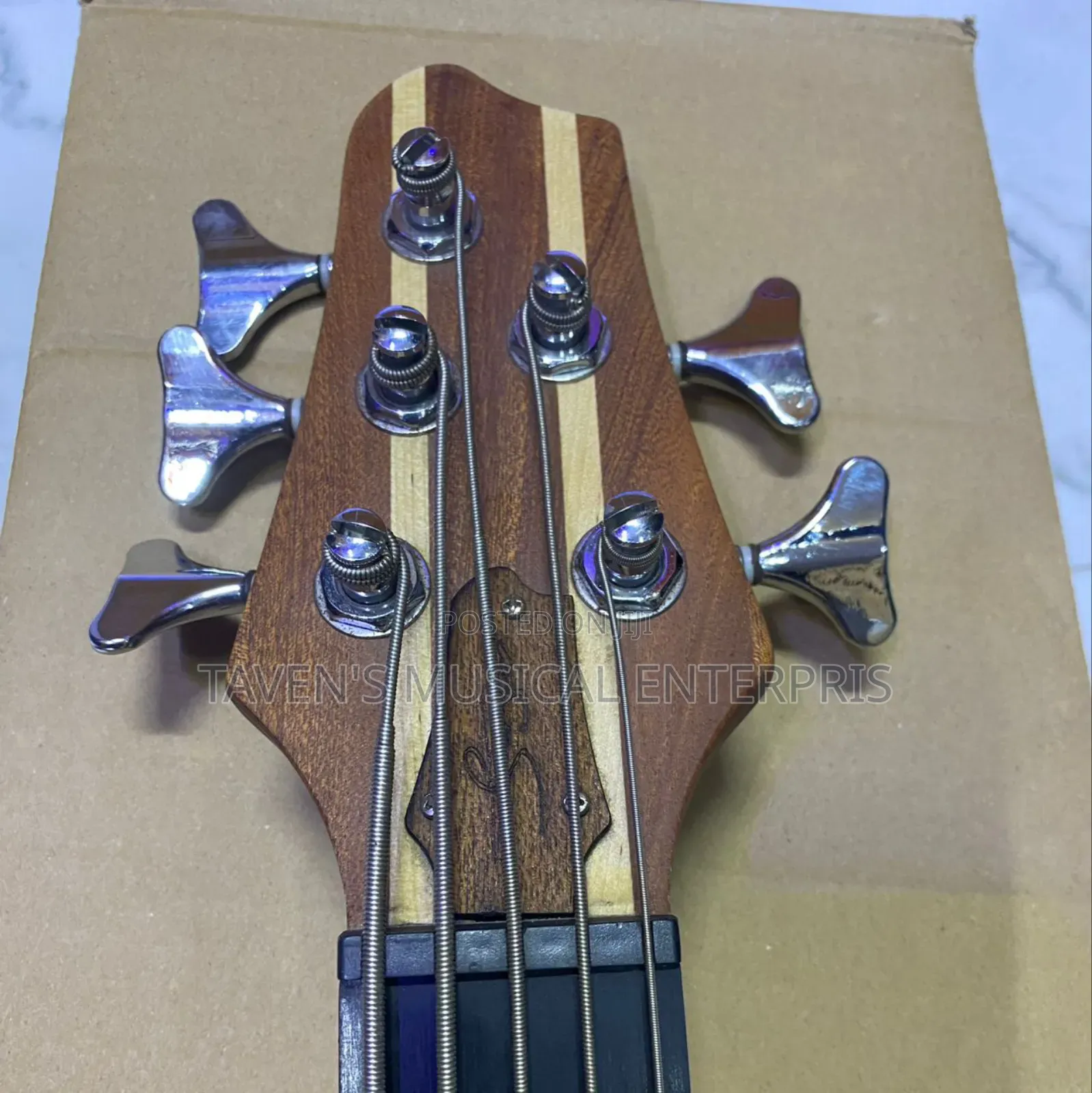 Smiger Electric Bass Guitar