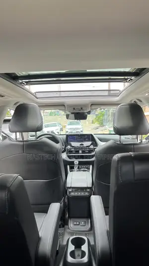 Toyota Highlander Platinum AWD 2020 White