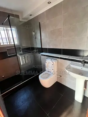 4bdrm Maisonette in Lekki Phase 1 for rent