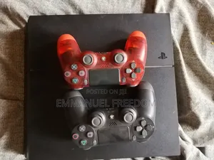 Neat Sony Playstation 4