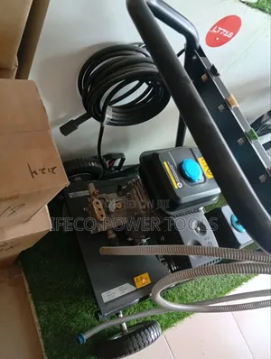 Lutian Model 11-85 Gasoline Pressure Washer