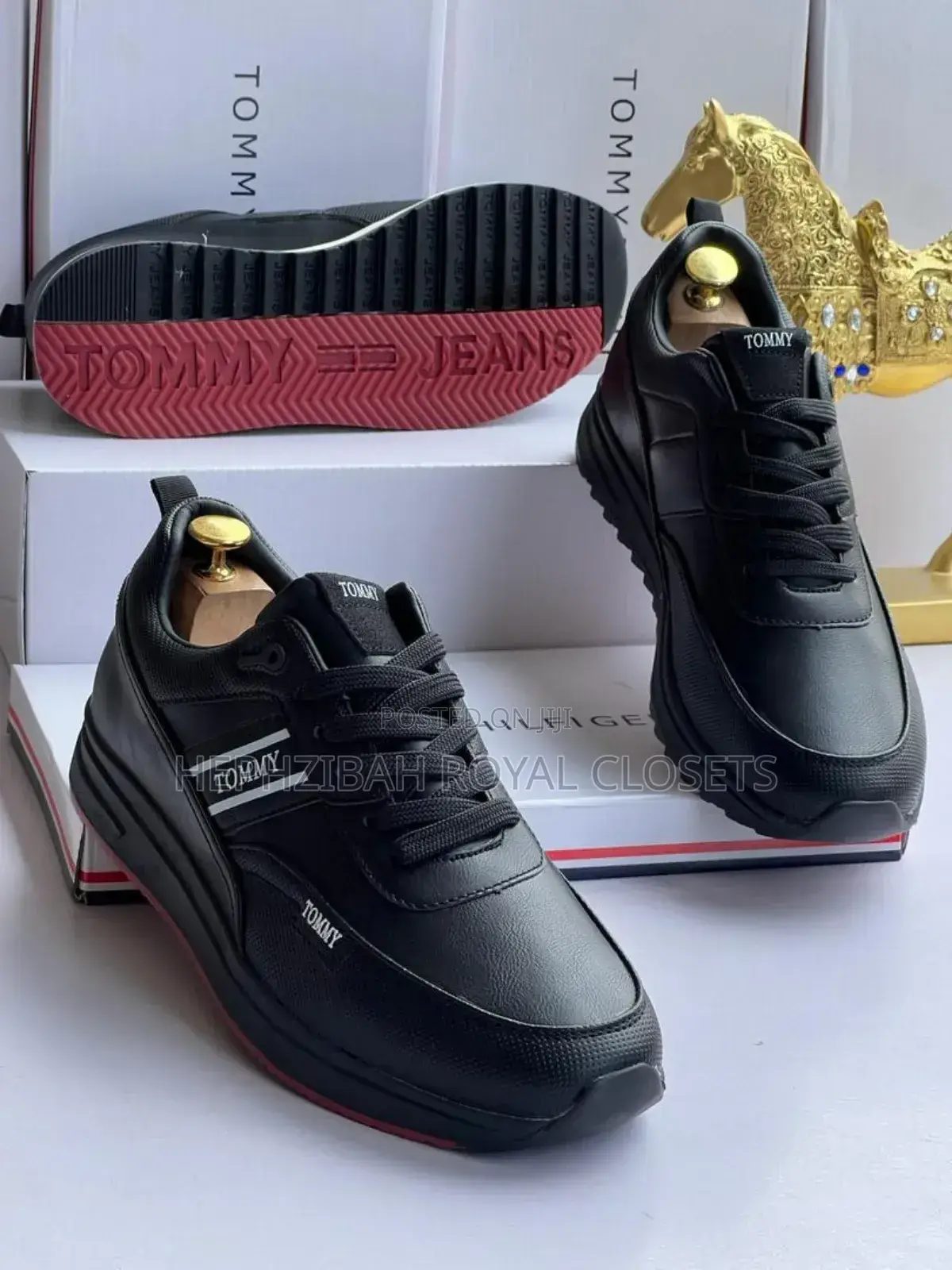 Tommy Shoes