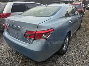 Lexus ES 2012 Blue