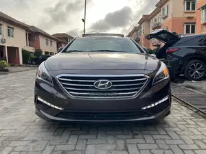Hyundai Sonata Limited 4dr Sedan (2.4L 4cyl 6A) 2015 Gray
