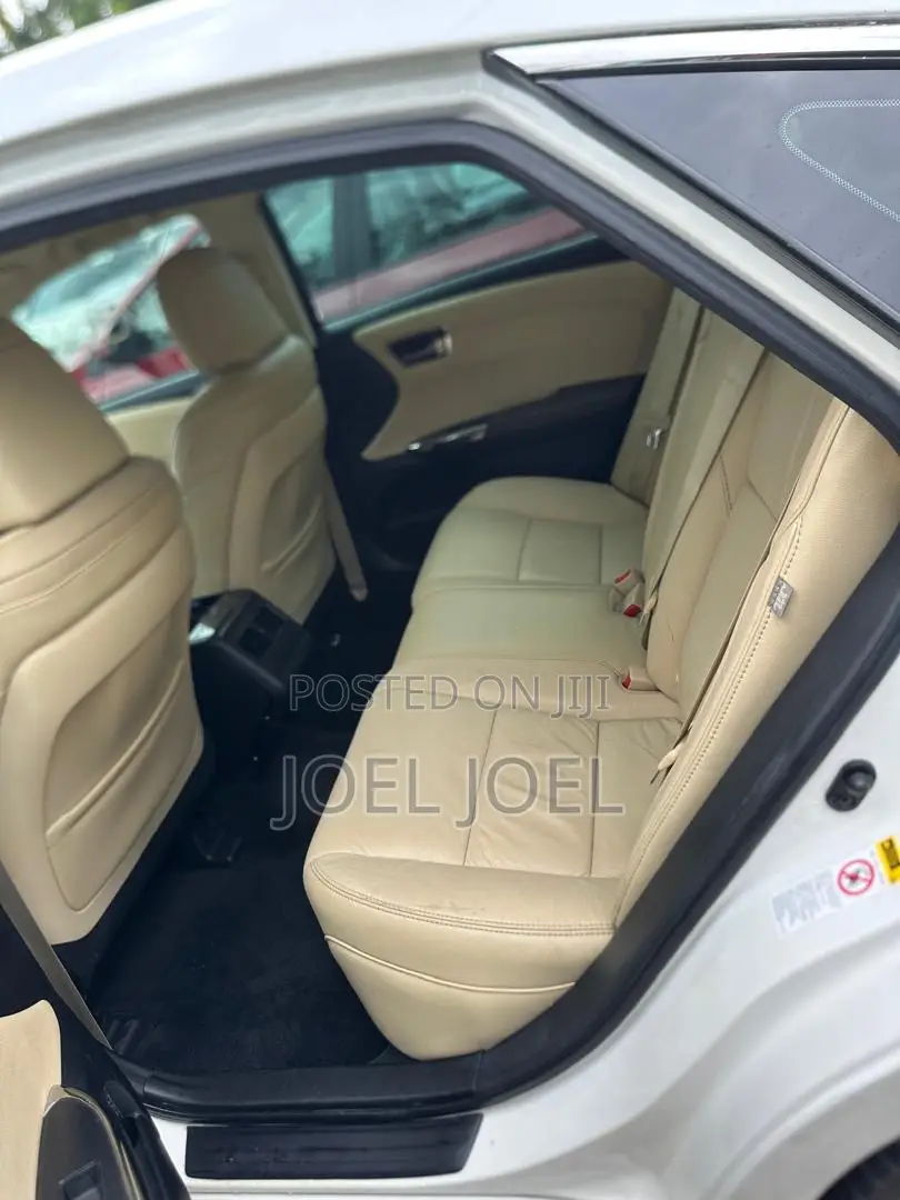Toyota Avalon 2013 White