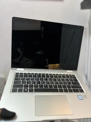Laptop HP EliteBook x360 1030 G2 8GB Intel Core i5 SSD 256GB
