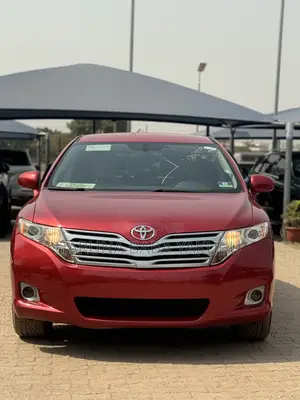 Toyota Avanza 2010 Maroon