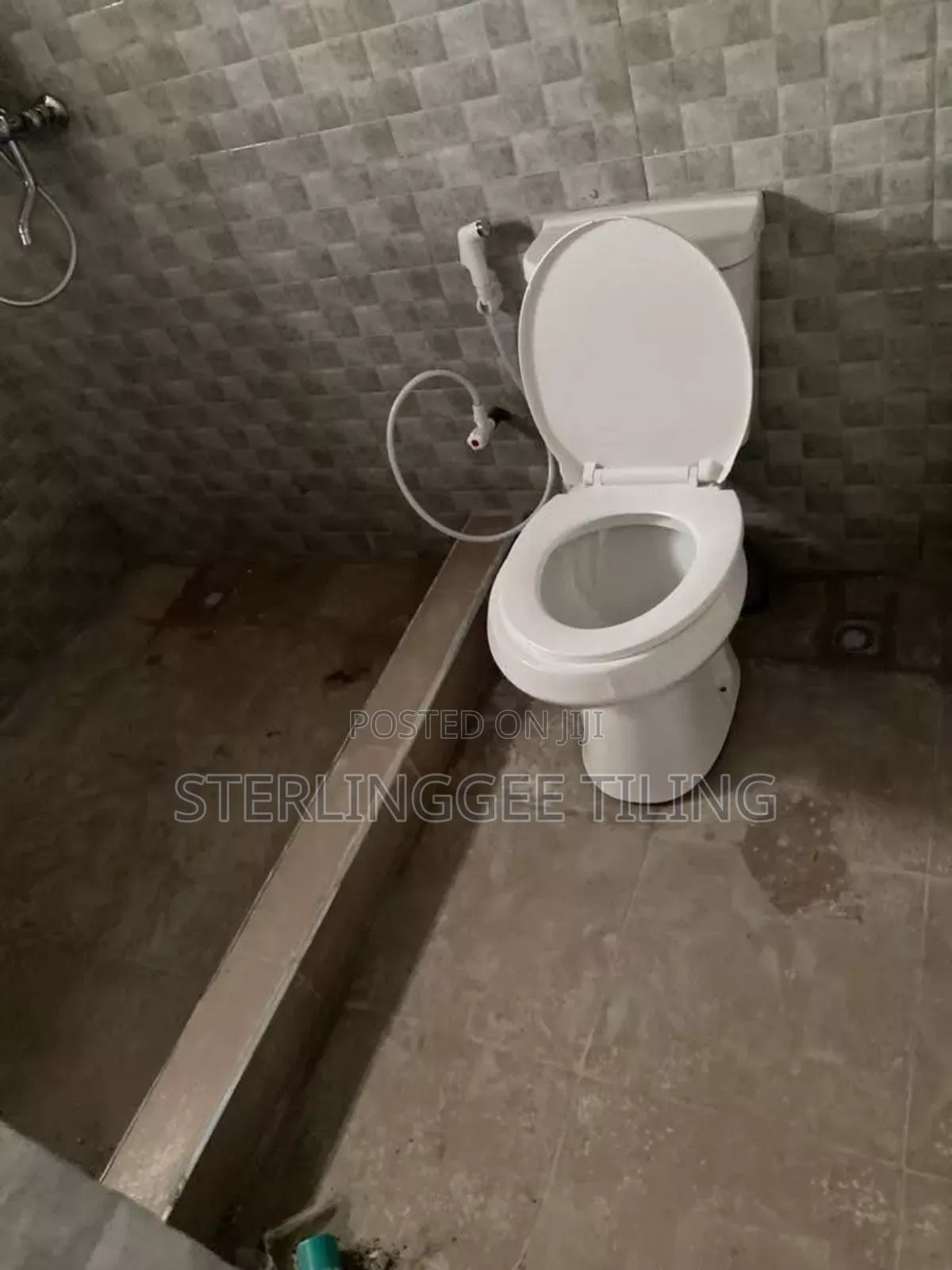 Tiling and Laying