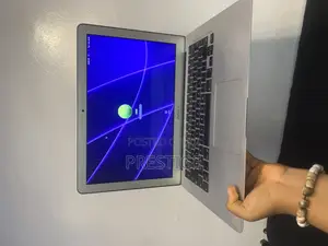 Laptop Apple MacBook Air 2017 8GB Intel Core i5 SSD 256GB