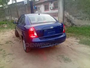 Hyundai Accent 2010 Blue