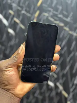 Apple iPhone 13 128 GB Green