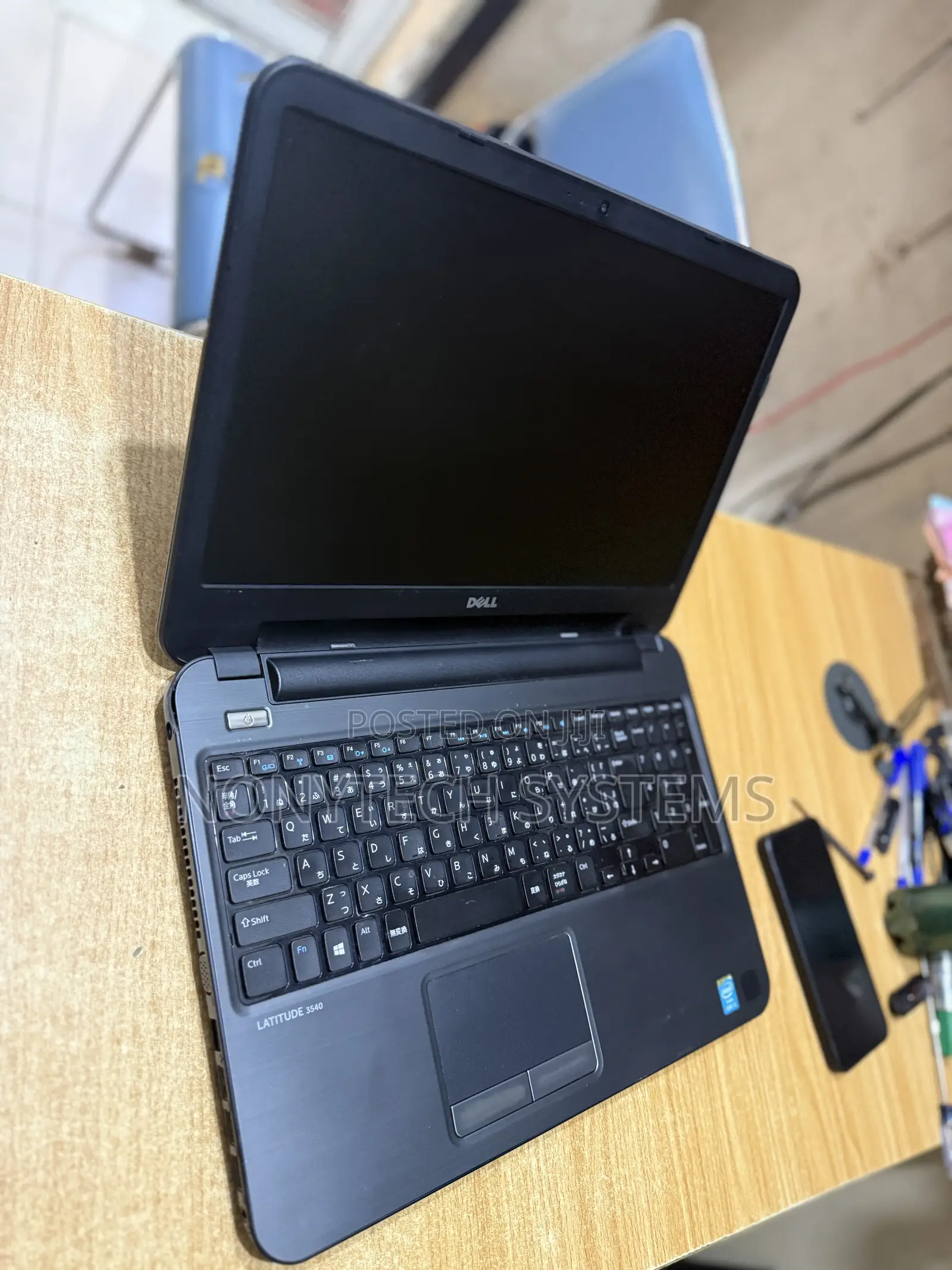 Laptop Dell Latitude 3540 4GB Intel Core i3 HDD 500GB
