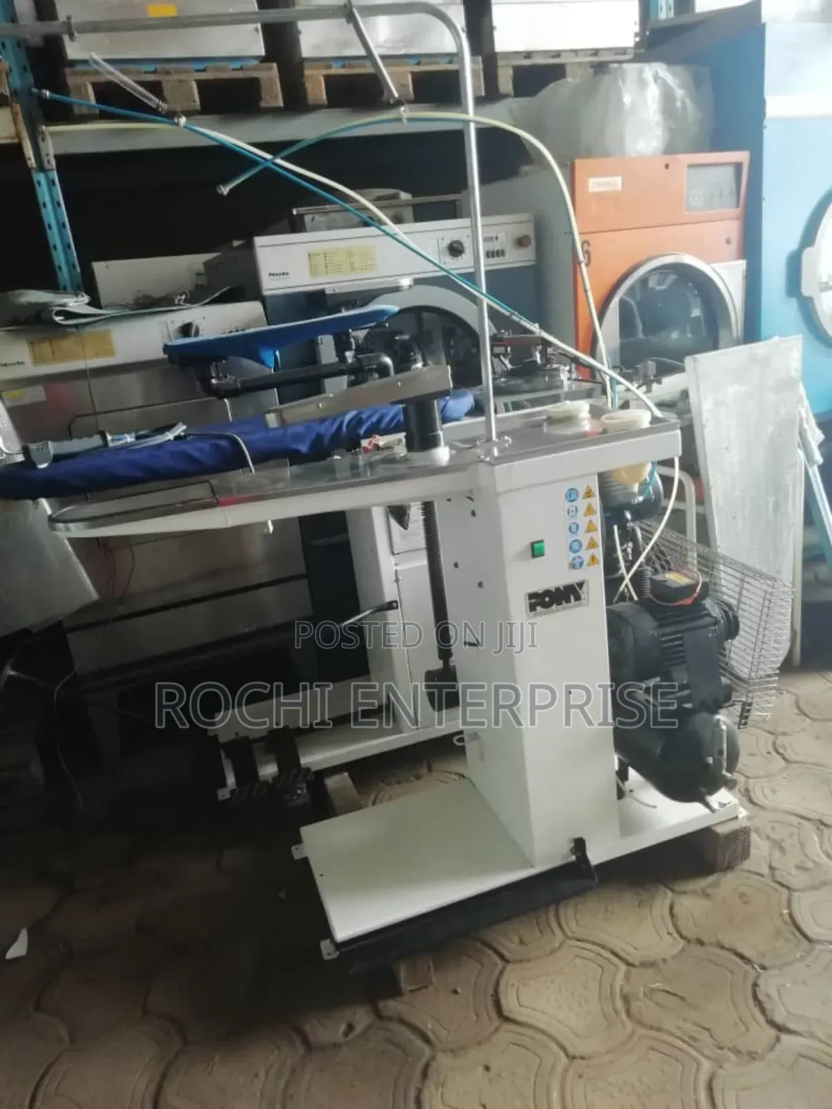 Spotting Table Stain Removal Table