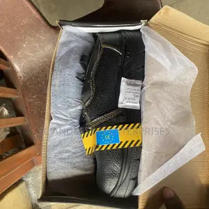 Armstrong Safety Boot