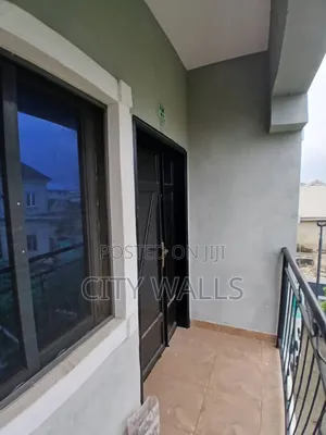 2bdrm Block of Flats in Badore for rent