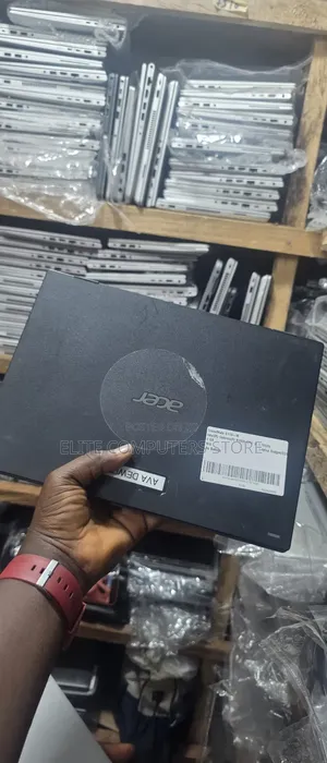 Laptop Acer TravelMate B113 4GB Intel Celeron SSD 128GB