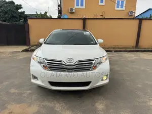 Toyota Venza Limited 2010 White