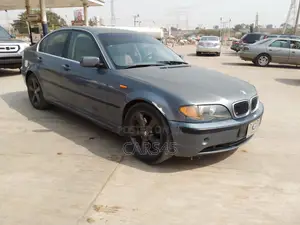 BMW 330i 2004 Blue