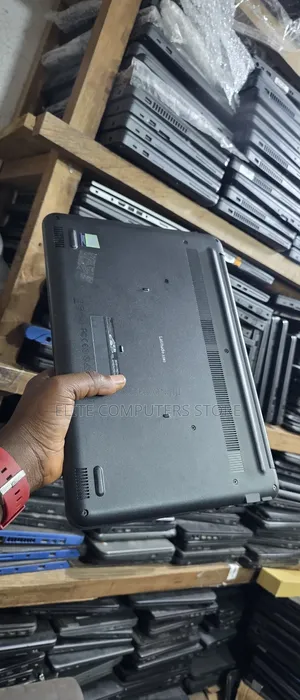 Laptop Dell Latitude 13 3380 4GB Intel Core i3 SSD 128GB