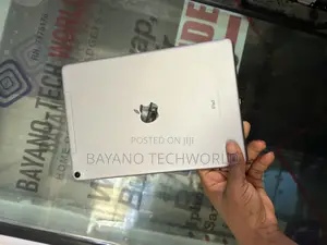 Apple iPad Pro 12.9 (2017) 256 GB Gray