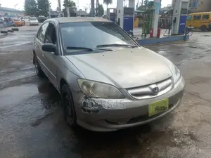 Honda Civic 2004 Gold