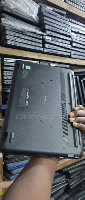 Laptop Dell Latitude 3380 8GB Intel Core i3 SSD 256GB