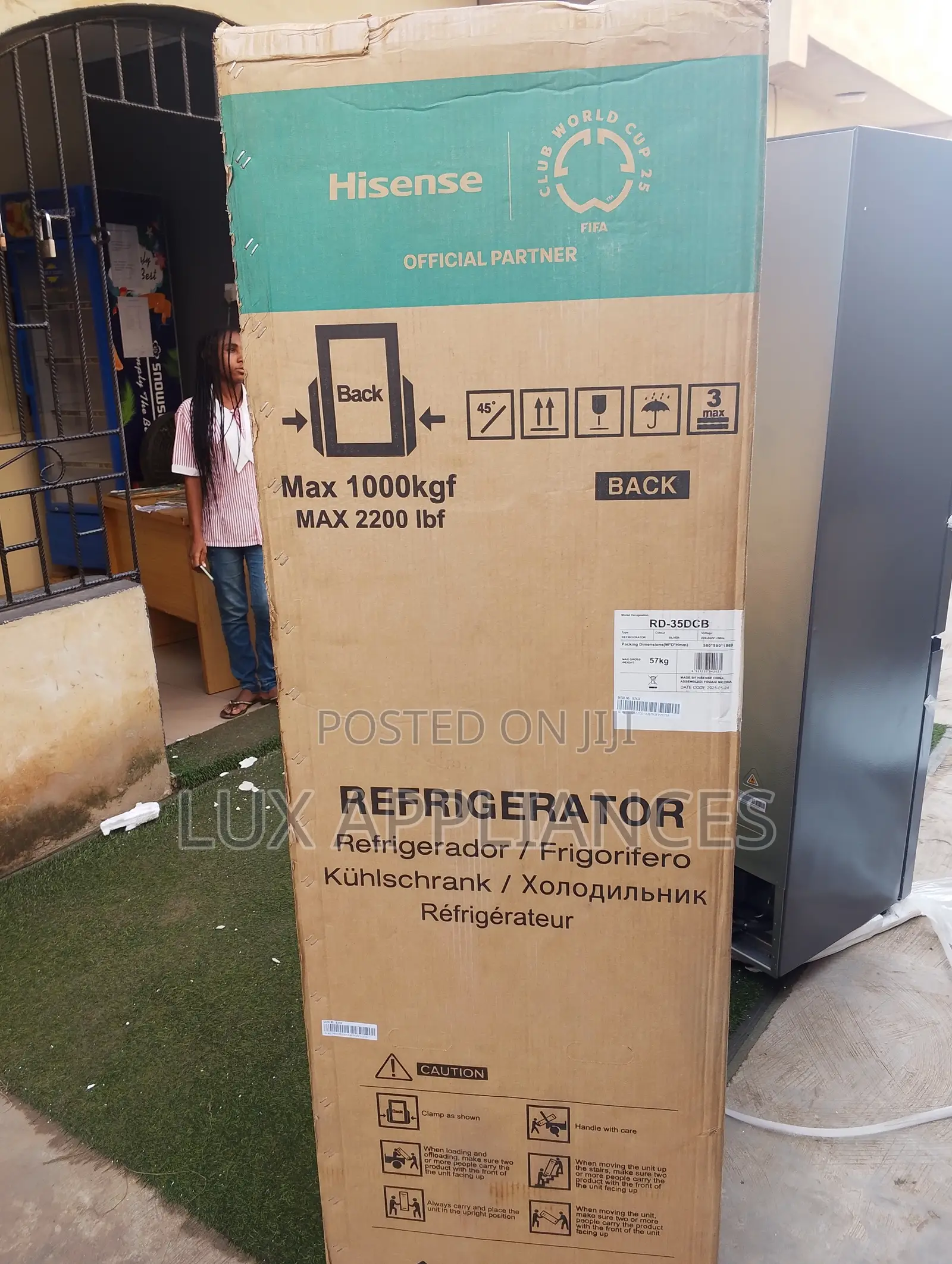 Hisense 264 Litre Refrigerator – Spacious Cooling Solution